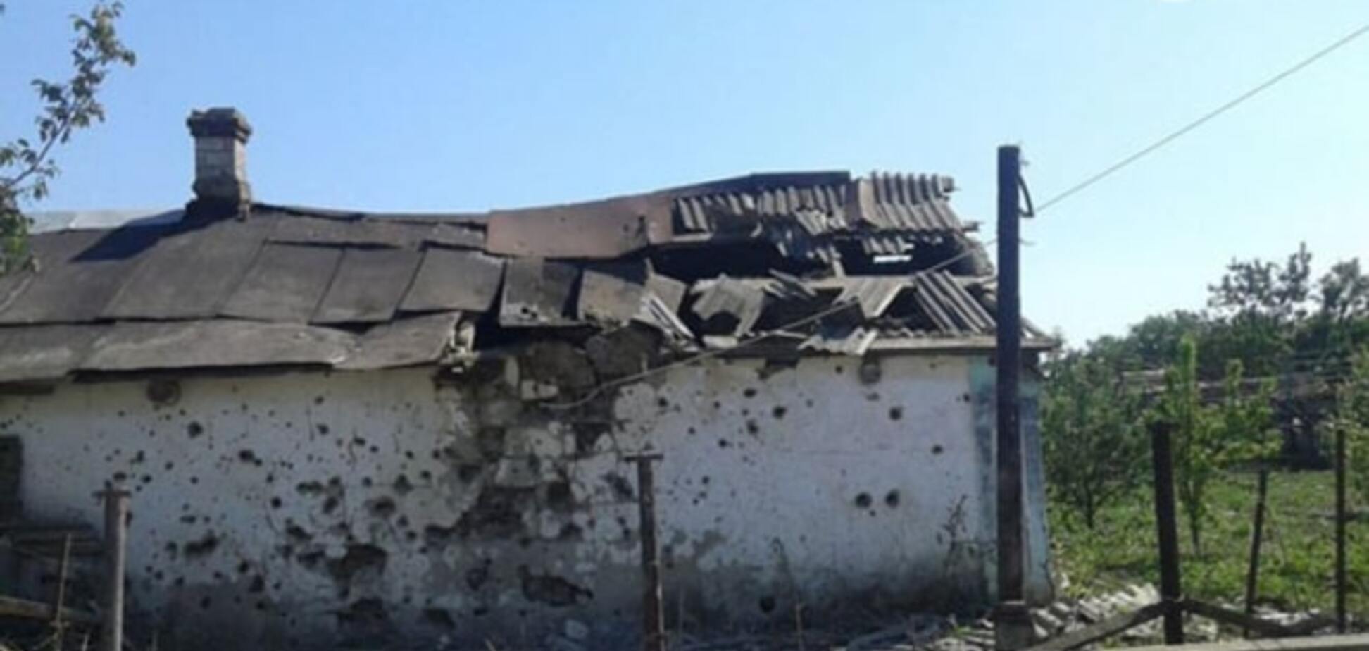 Южный фронт: в сети показали руины вокруг Мариуполя. Фоторепортаж