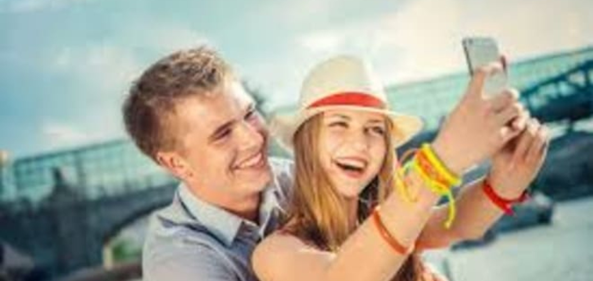 Психологи бьют тревогу: украинцы стали зависимы от селфи