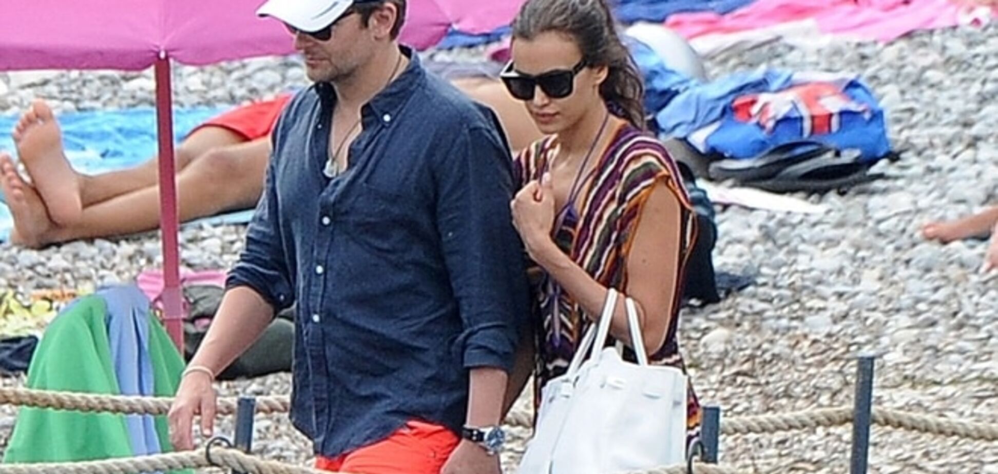 Ирина Шейк и Брэдли Купер после 'оргии' на пляже оттянулись по-домашнему