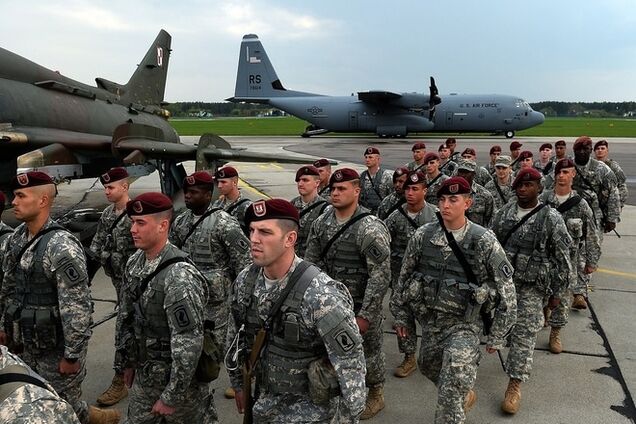 СМИ: Путин испугался американских десантников в Украине