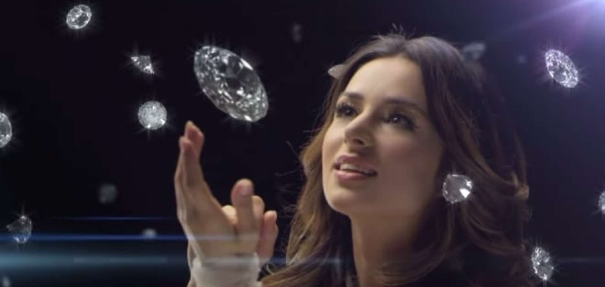 Злата Огневич продала на аукционе наряд с 'Евровидения' за 2500 гривен