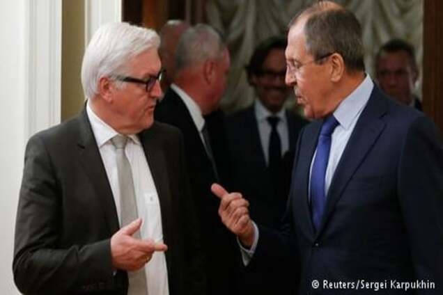 Штайнмаєр висловив Лаврову стурбованість через ескалацію на Донбасі