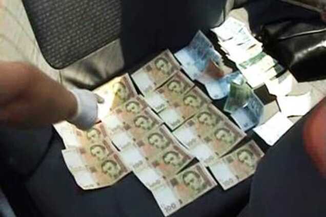 СБУ задержала на взятке ветерана АТО: опубликовано видео