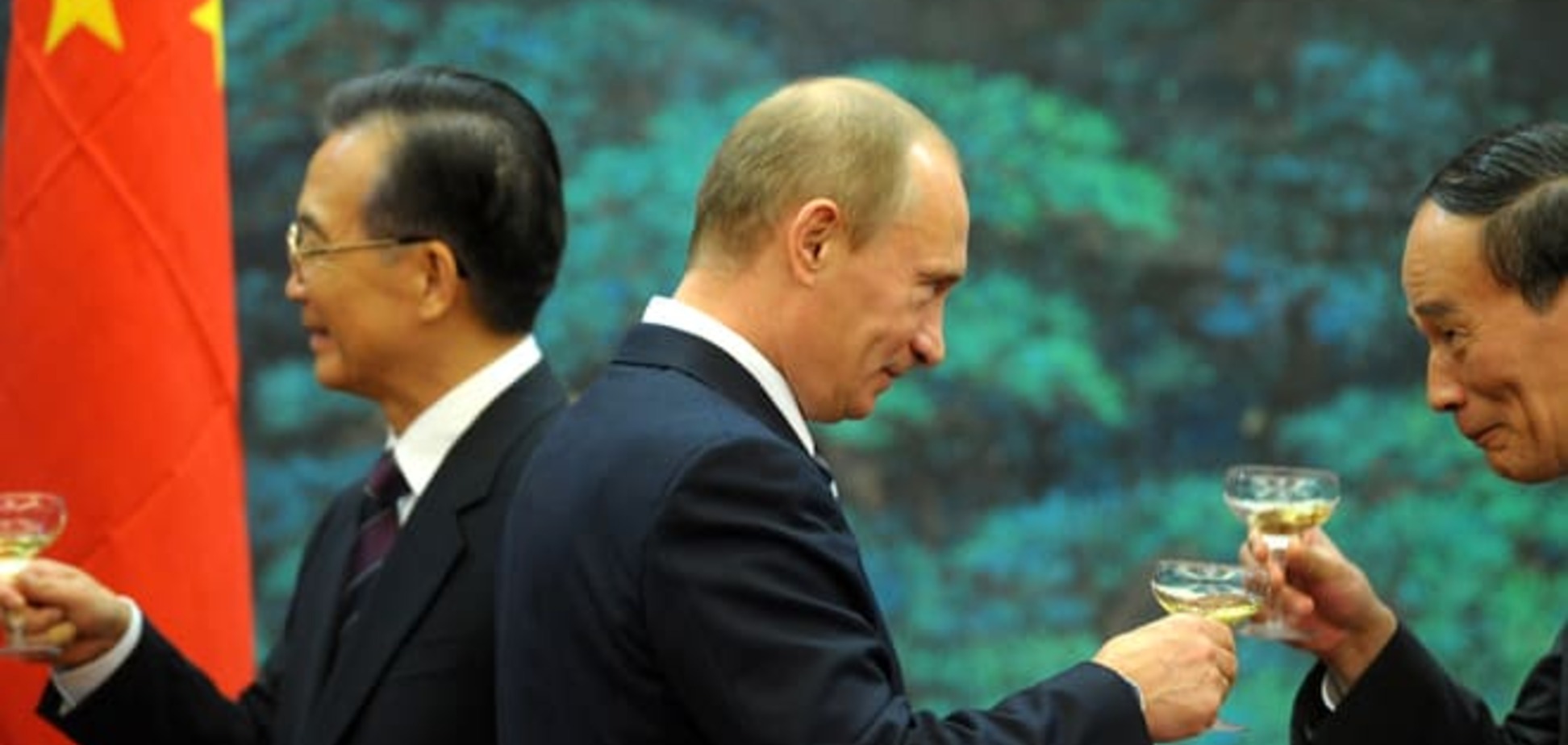 Западу нужно остановить Путина в Украине, чтобы потом не воевать с Китаем - иноСМИ
