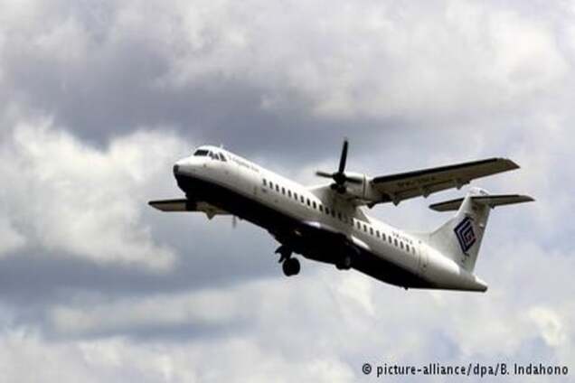 В Індонезії з радарів зник пасажирський літак з 54-ма особами на борту