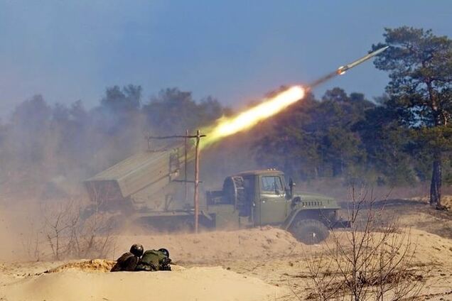 Девочке, пострадавшей в результате обстрела Сартаны, ампутировали ногу