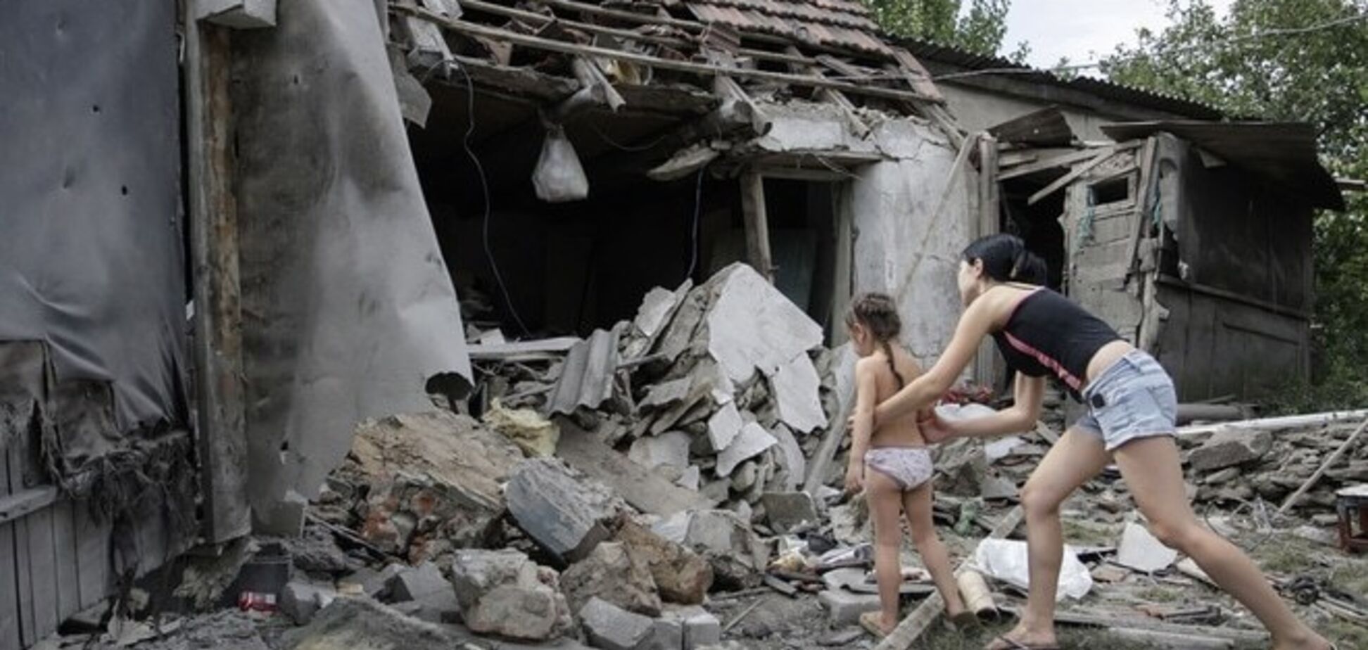Как Донбасс пережил ночь под обстрелами: география боев и итоги