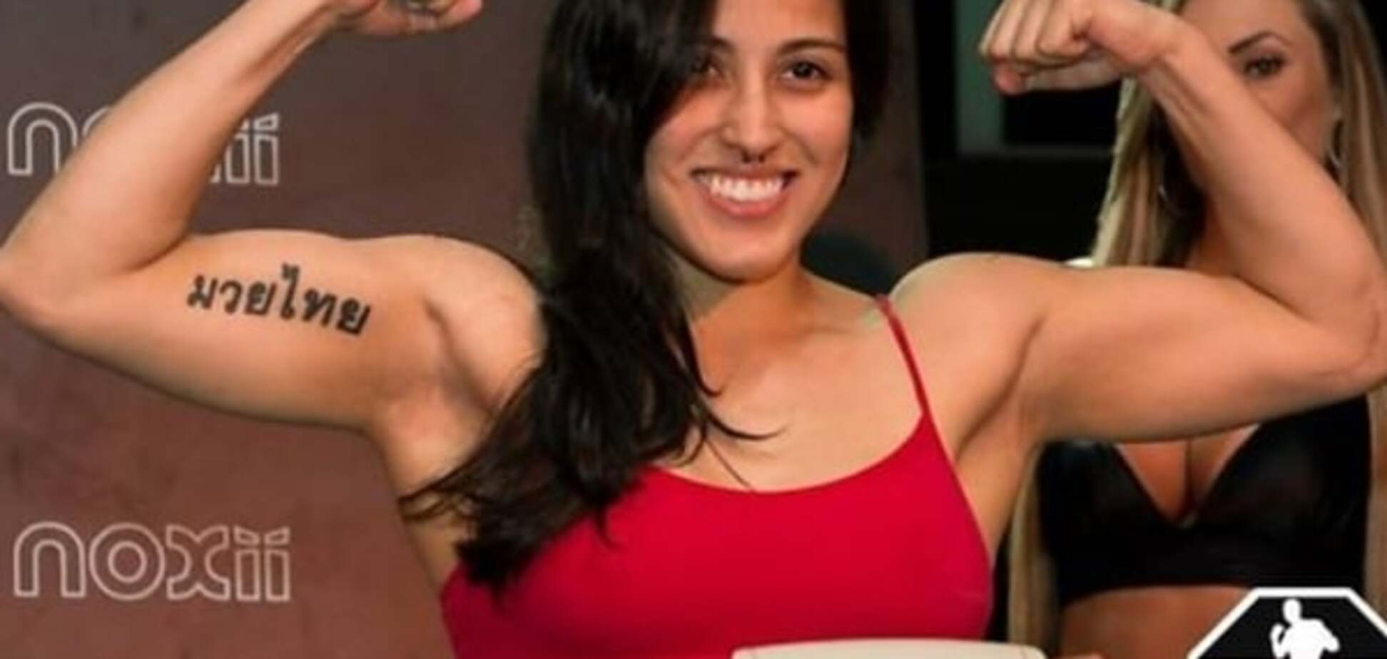 Беременная боксерша стала чемпионкой боев по смешанным правилам