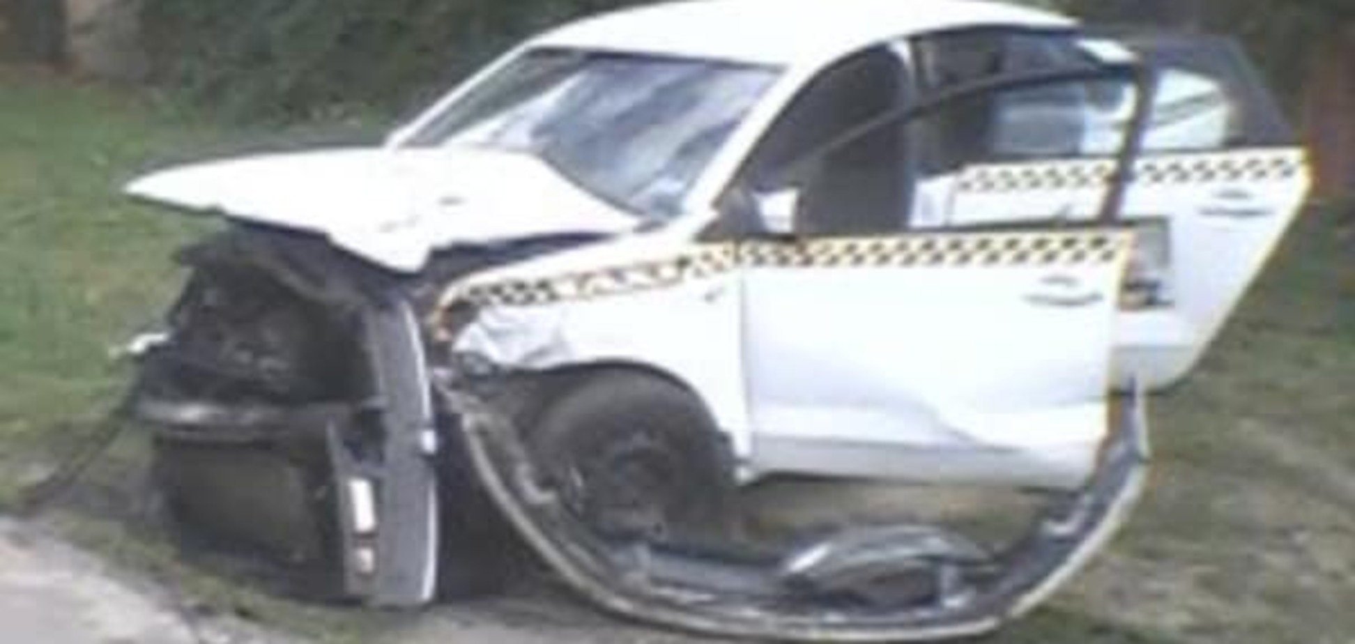 В Киеве таксист чудом выжил в жутком ДТП: фото аварии