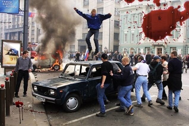 Уезжайте и увозите детей: российский журналист предрек худшие сценарии для России