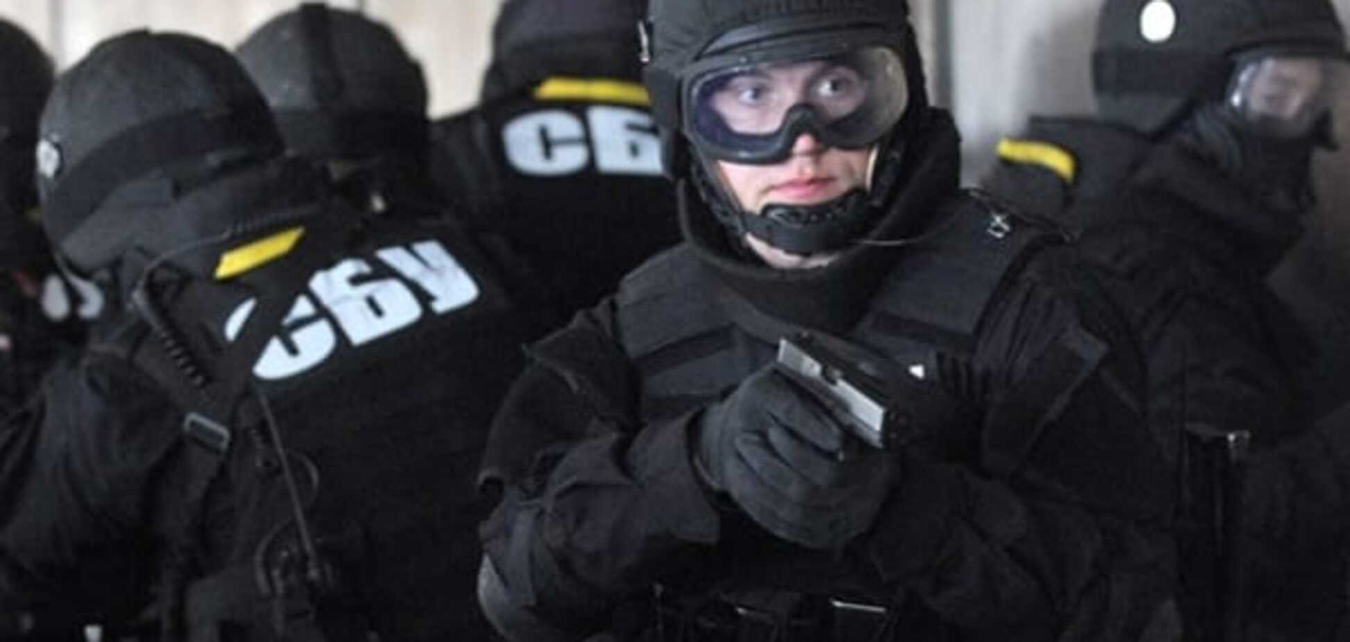 СБУ задержала банду диверсантов 'ДНР' с арсеналом оружия: фотофакт