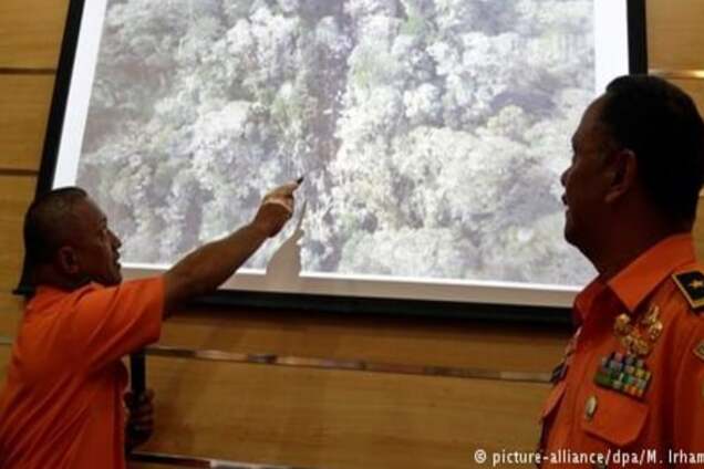 В Індонезії знайшли тіла всіх 54 жертв авіакатастрофи літака Trigana Air