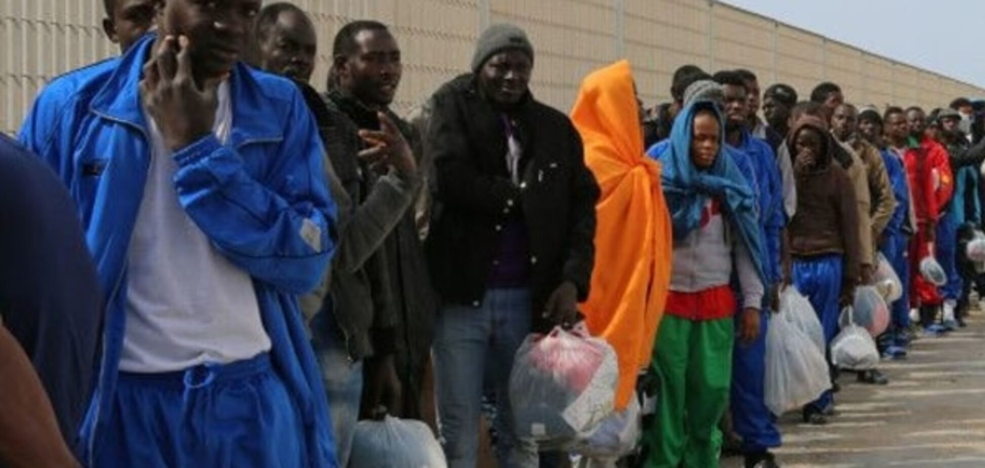 К границам Евросоюза впервые прибыло более 100 тыс. мигрантов