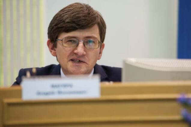 Магера объяснил, почему Украине нужна полностью новая Конституция