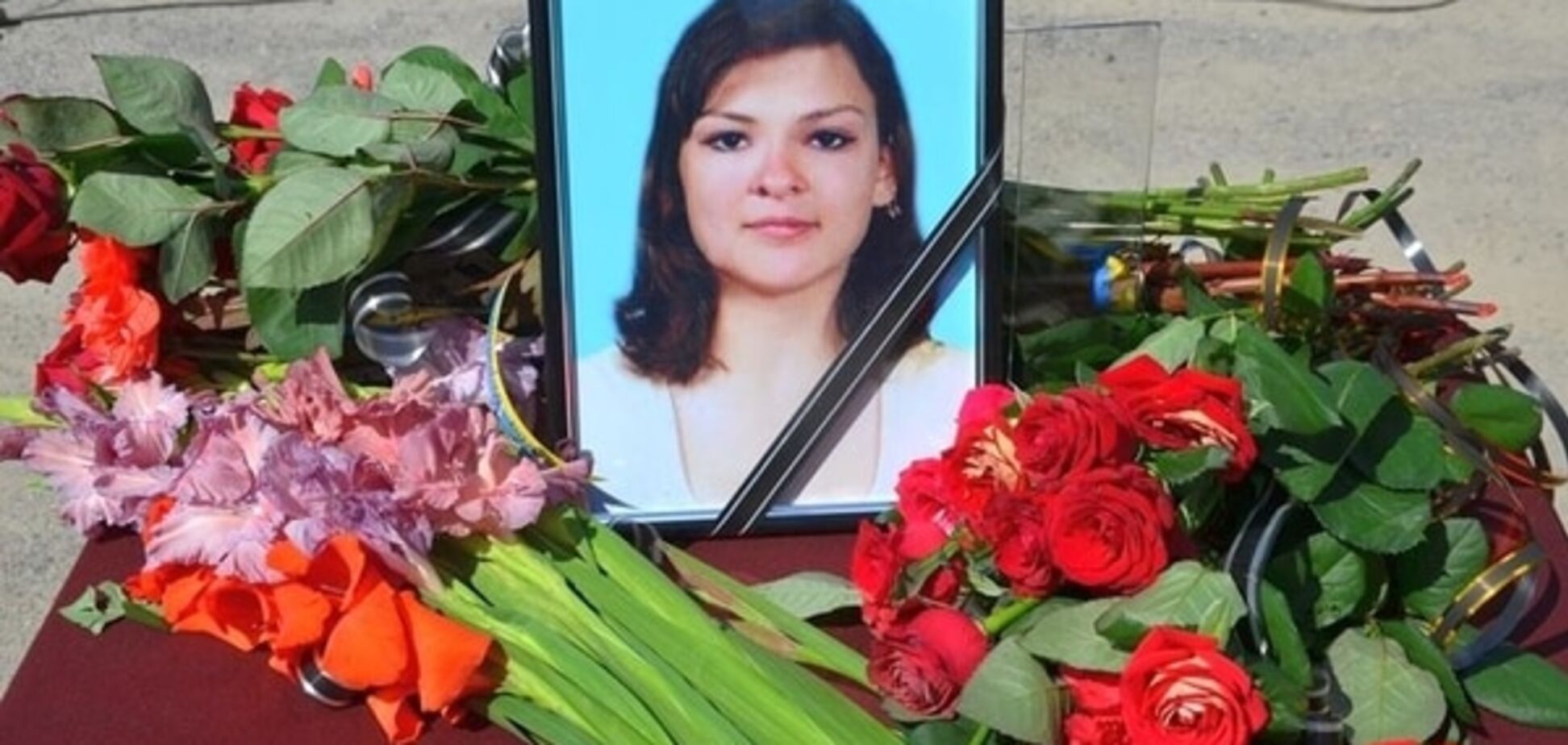 Врятувала двох поранених, сама загинула: на Кіровоградщині поховали радистку 'Кет'. Фото героїні