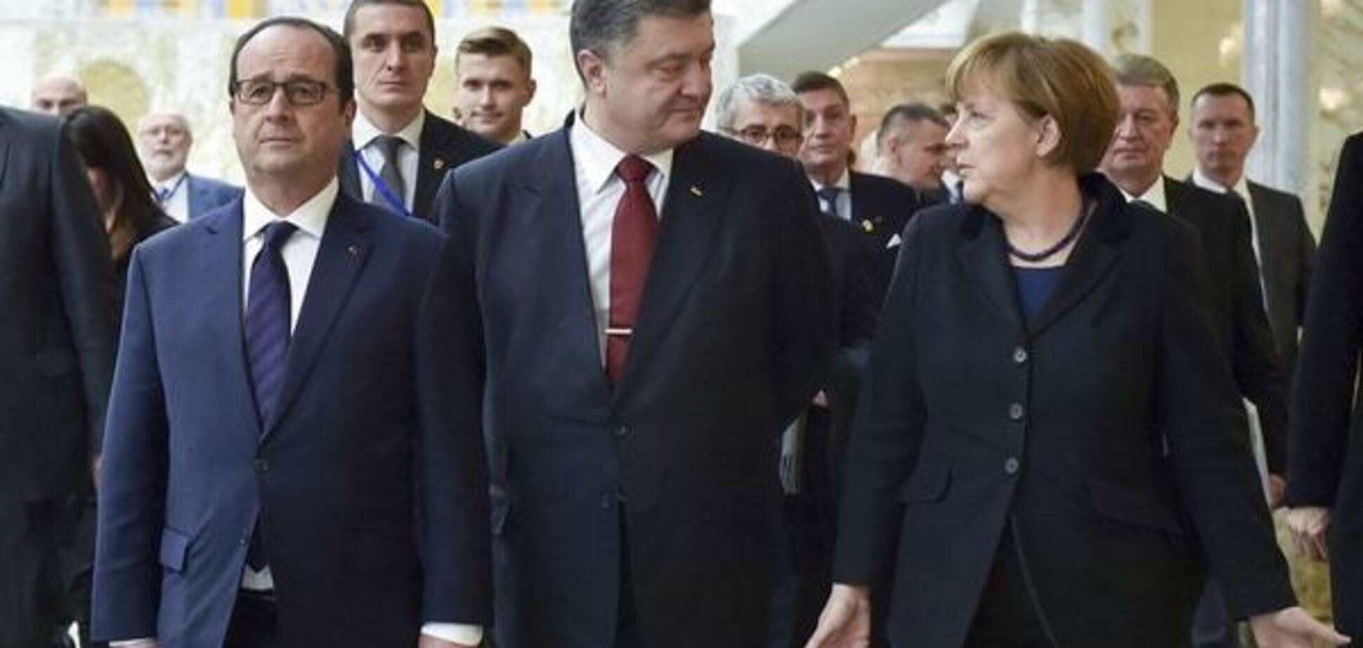 Порошенко передасть Меркель і Олланду пропозиції щодо деескалації ситуації на Донбасі