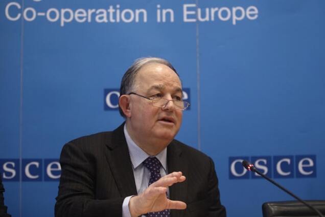 Донбасс в огне: из-за обстрелов на востоке Украины ОБСЕ созывает заседание