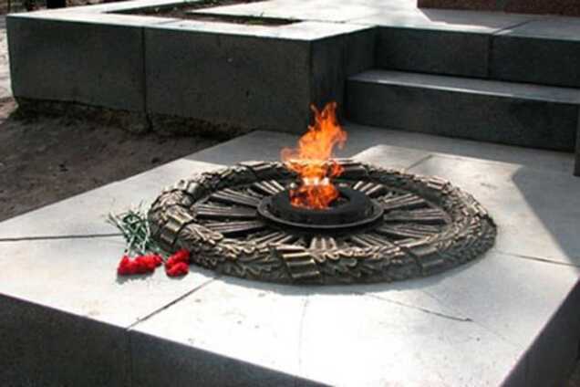 У Києві відзначили скандальне перепоховання в парку Слави