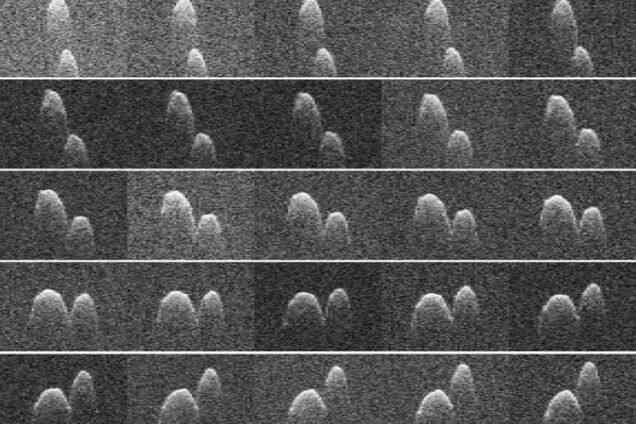 NASA показало політ 'злиплих' астероїда: опубліковані фото і відео