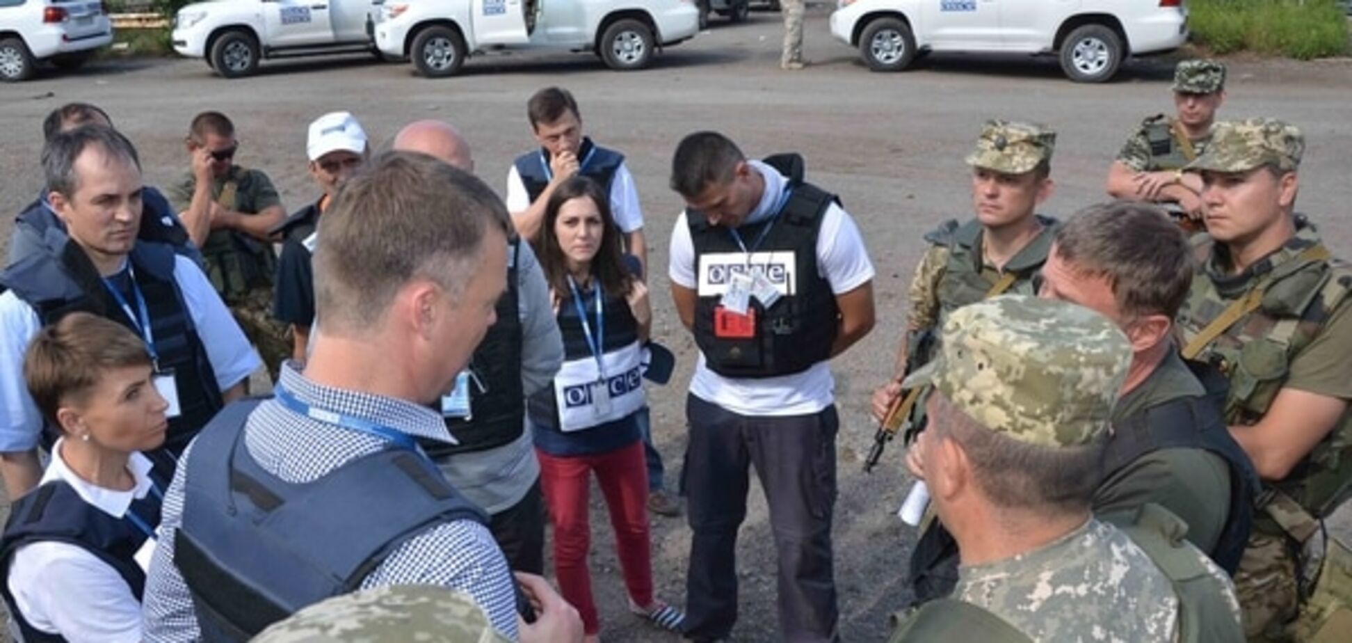 ОБСЕ: террористы заблокировали половину оккупированного Донбасса