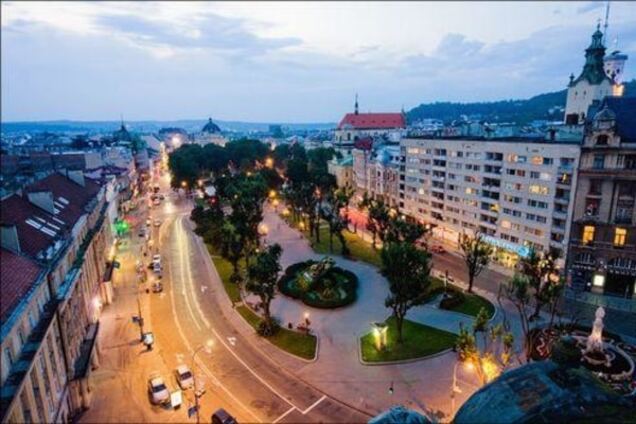 'Пьяные и оскорбляли Бандеру': подробности драки польских болельщиков во Львове