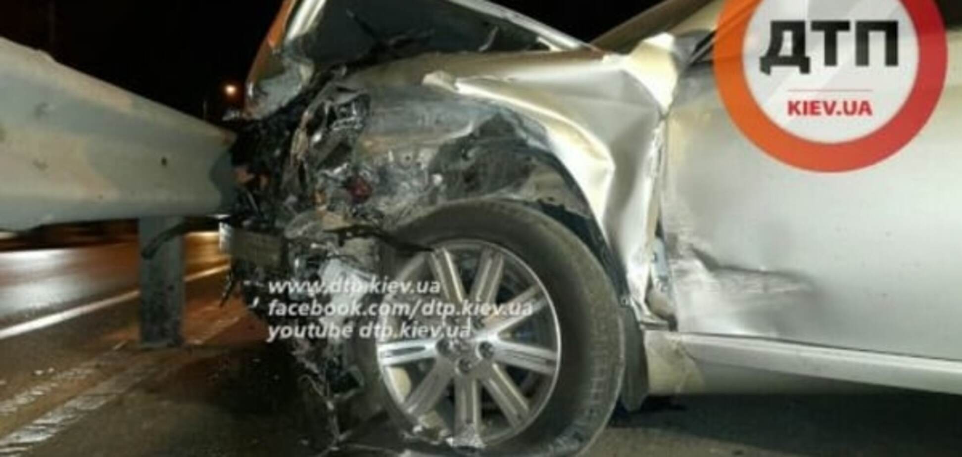 Пьяные ДТП: в Киеве ночью разбились два автомобиля