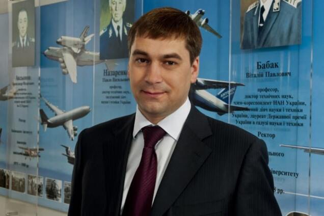 Давай до свидания! Скандального кума Табачника уволили из НАУ