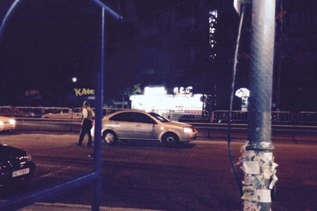 В Киеве таксист сбил пешехода-нарушителя: фото с места ДТП