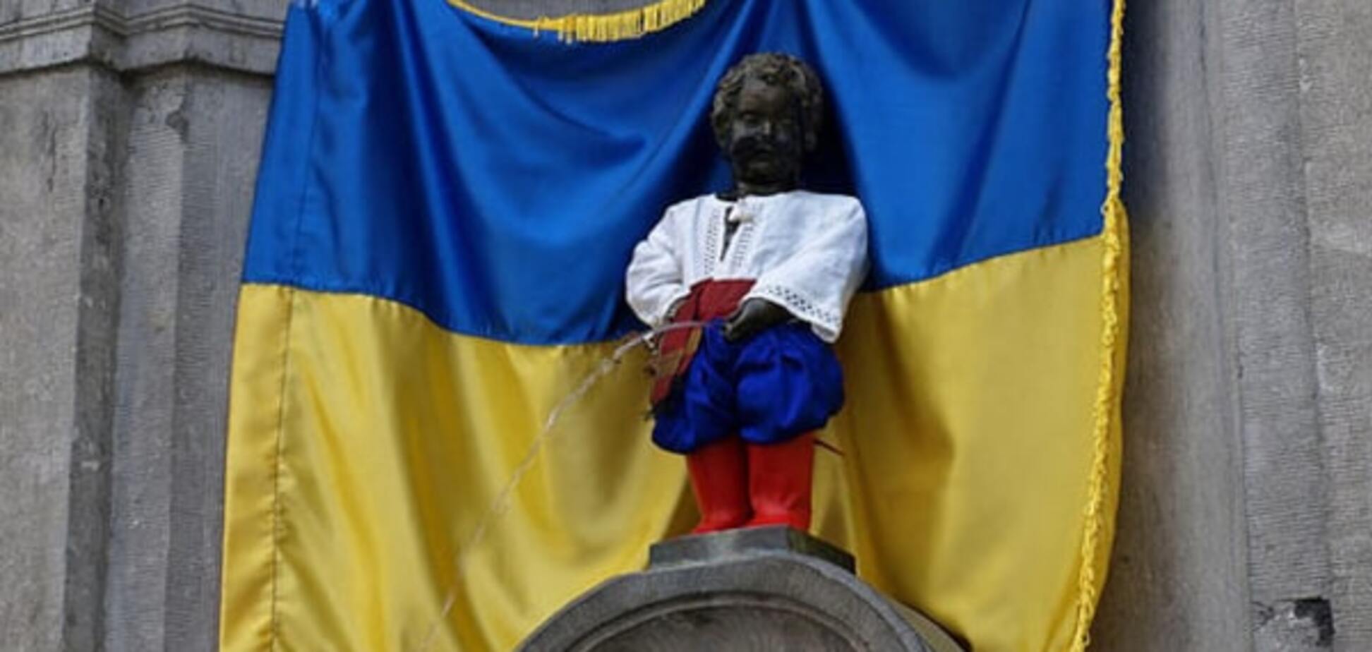 У Брюсселі пісяючого хлопчика одягнуть у костюм українського козака