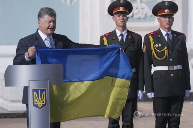 Порошенко показал 'мгновения Независимости': фотофакт