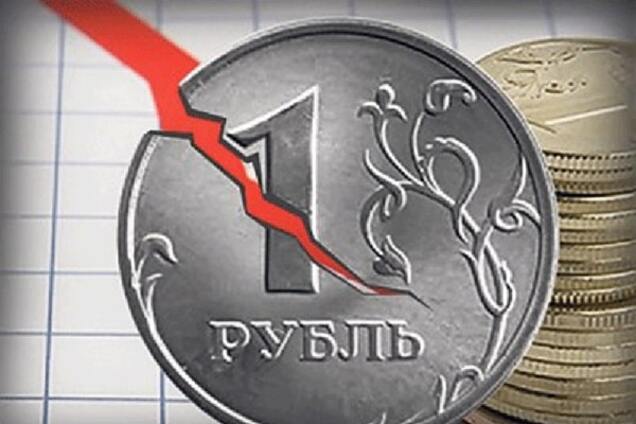 В России доллар обновил максимум с 1998 года