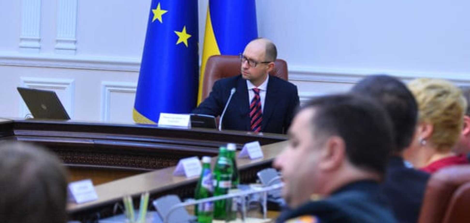 Перезагрузка Кабмина сохранит портфели нескольким министрам — Карасев