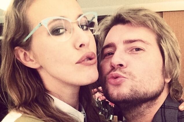 Басков страстно зажал в объятия Собчак на Средиземном море: фотофакт