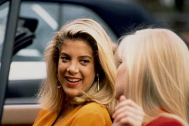 Звезда 'Беверли Хиллз' изуродовала лицо в SPA