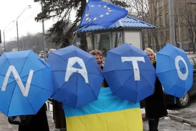 Більше половини українців хочуть у НАТО