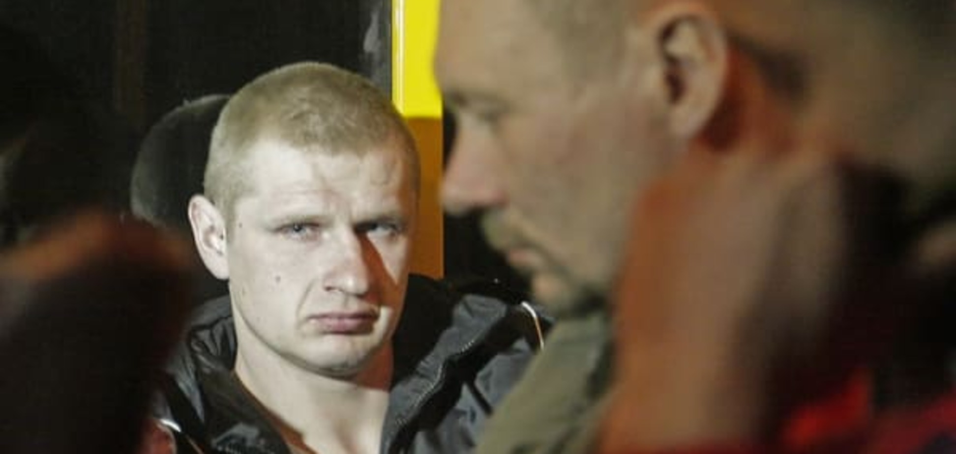 Україна передала терористам 12 полонених, своїх забере в четвер