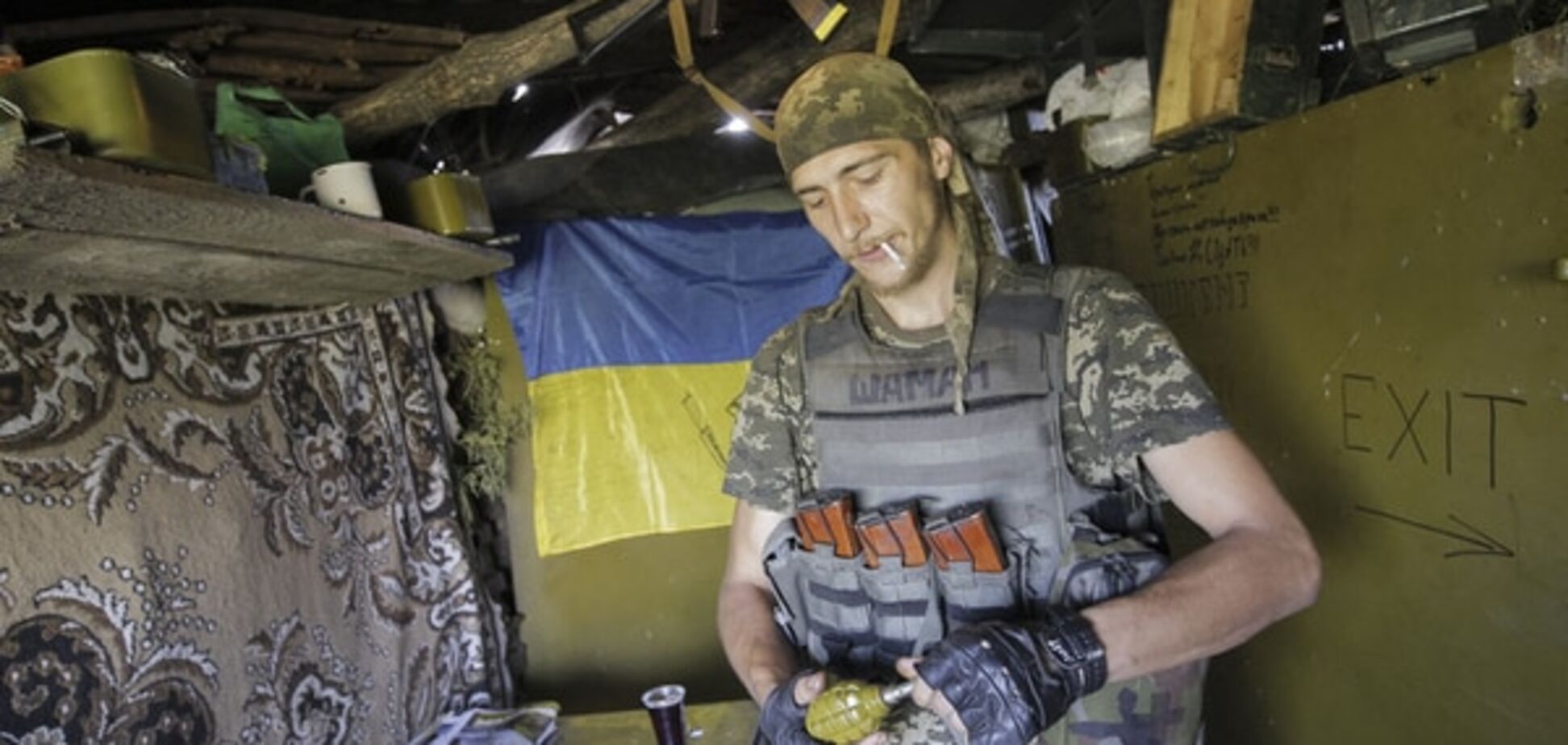 Силы АТО дали бой террористам в районе Новотроицкого