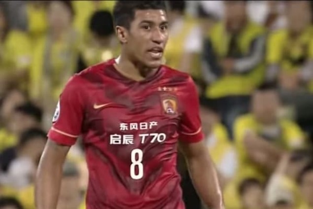 Столбняк для вратаря: бразильский футболист забил потрясающий гол со штрафного