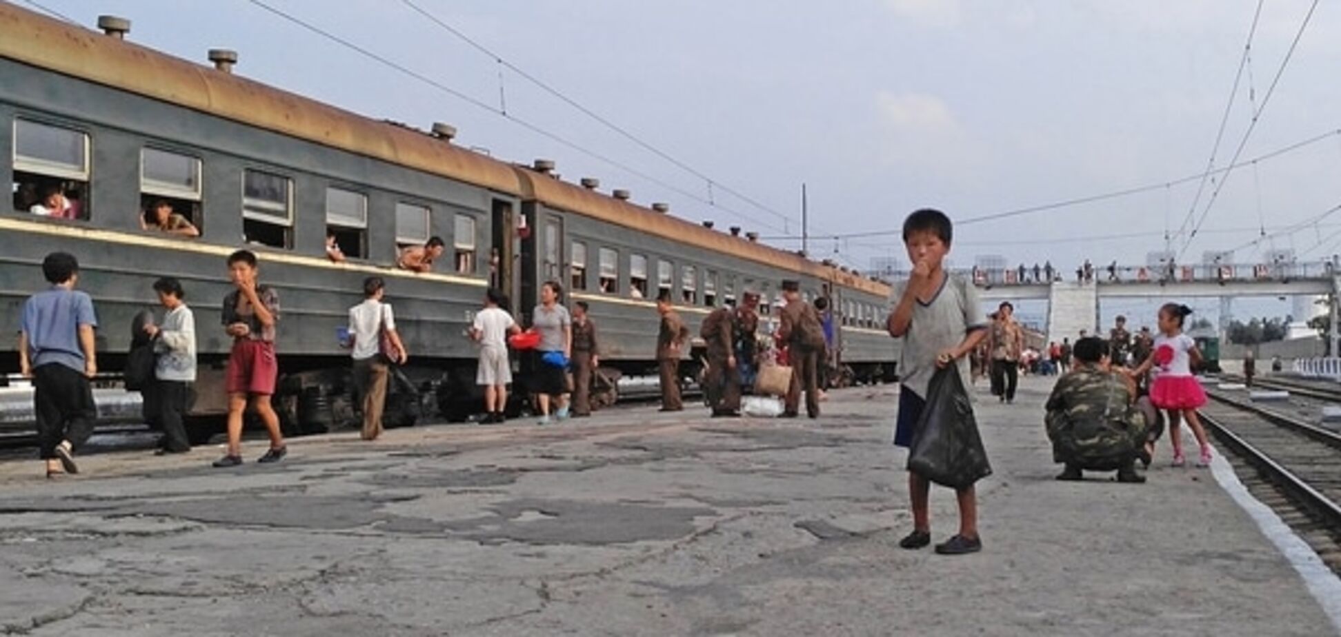 Голод, грязь и нищета Северной Кореи: шокирующие фото