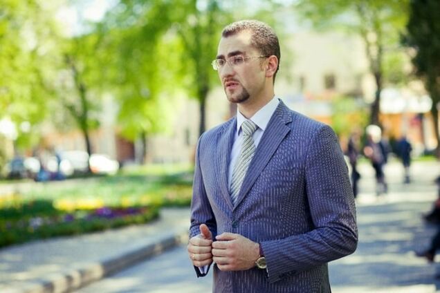 'Убивший' яйцом Януковича возглавил департамент на Прикарпатье