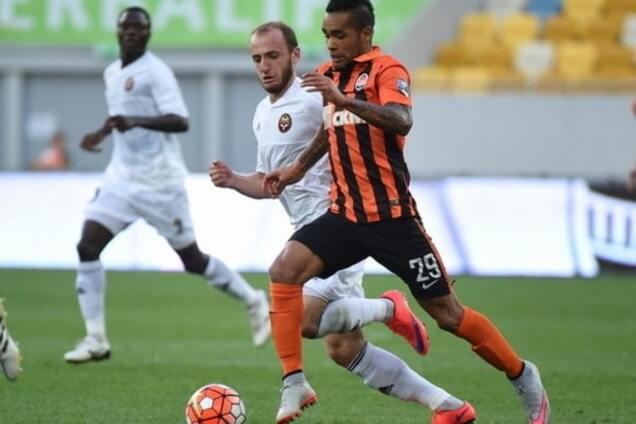 'Шахтер' в меньшинстве выиграл матч-триллер в чемпионате Украины