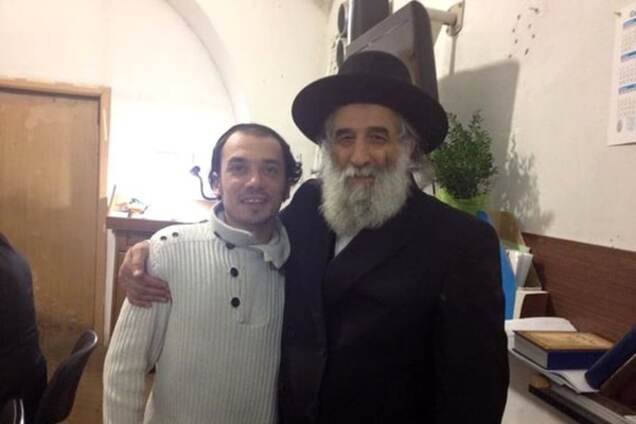 Знову потрапив. Постраждалий від антисемітизму у Львові став 'мішенню' для нової поліції