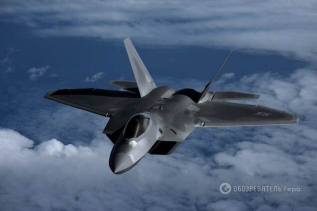 ВВС США перебросили в Европу истребители Raptor