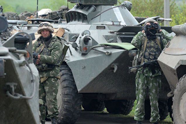 ОБСЕ: тяжелое вооружение в 'ДНР' стерегут десантники из Оренбурга