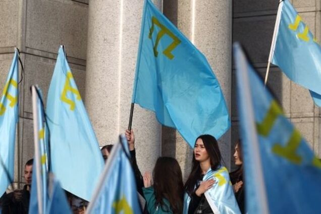 Зачем Киеву 'заигрывать' с крымскими татарами