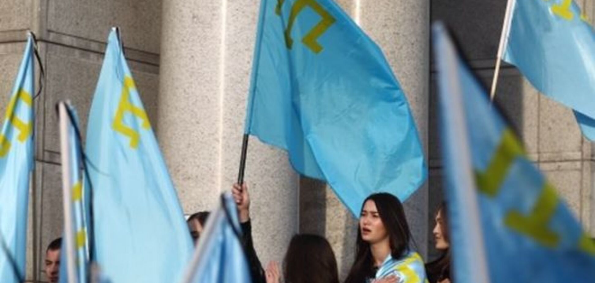 Зачем Киеву 'заигрывать' с крымскими татарами
