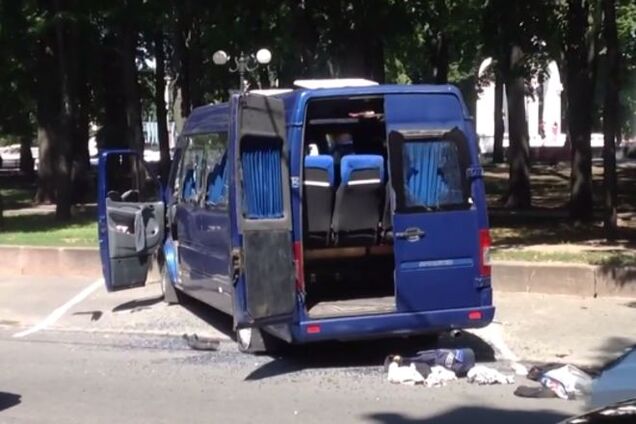 Нападение на офис Добкина в Харькове: опубликовано видео столкновений