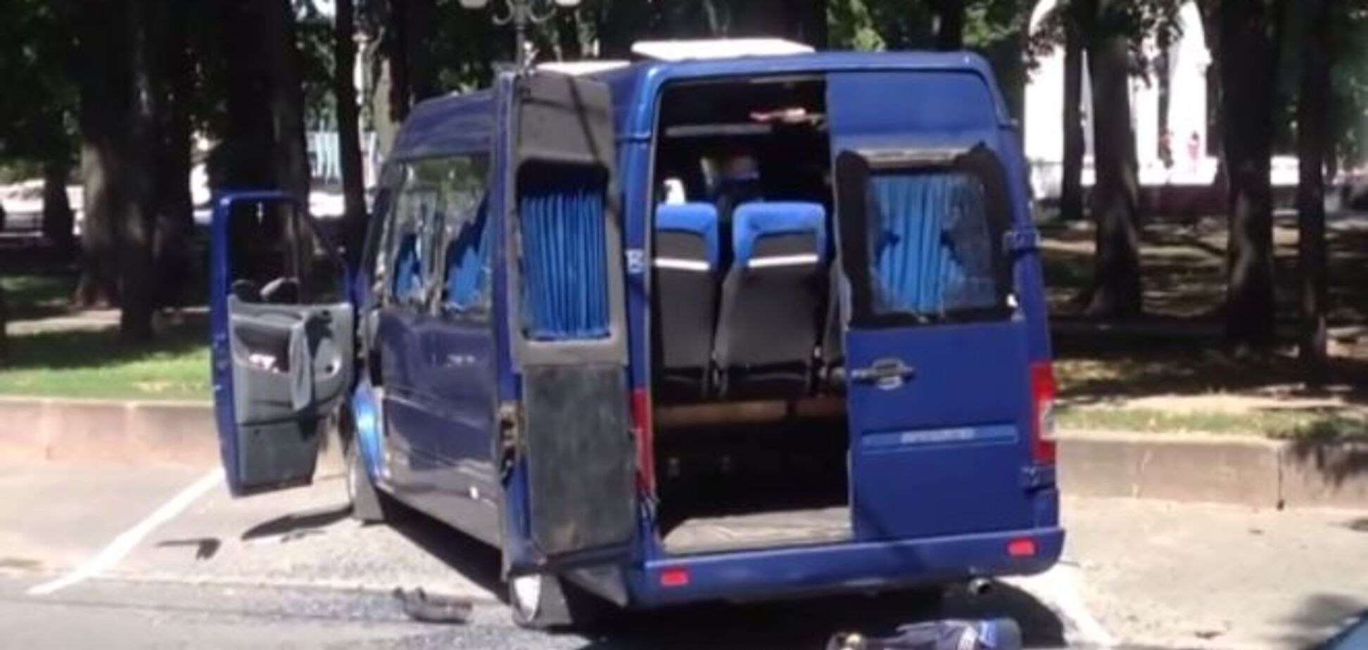 Напад на офіс Добкіна в Харкові: опубліковано відео зіткнень