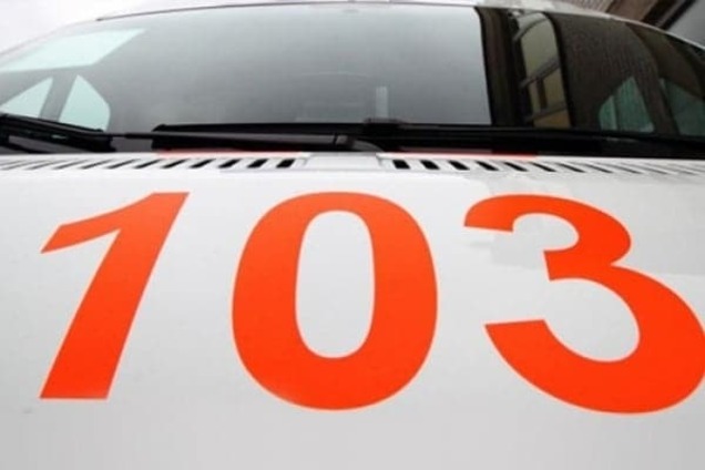 В Киеве шесть человек отравились едой из магазина