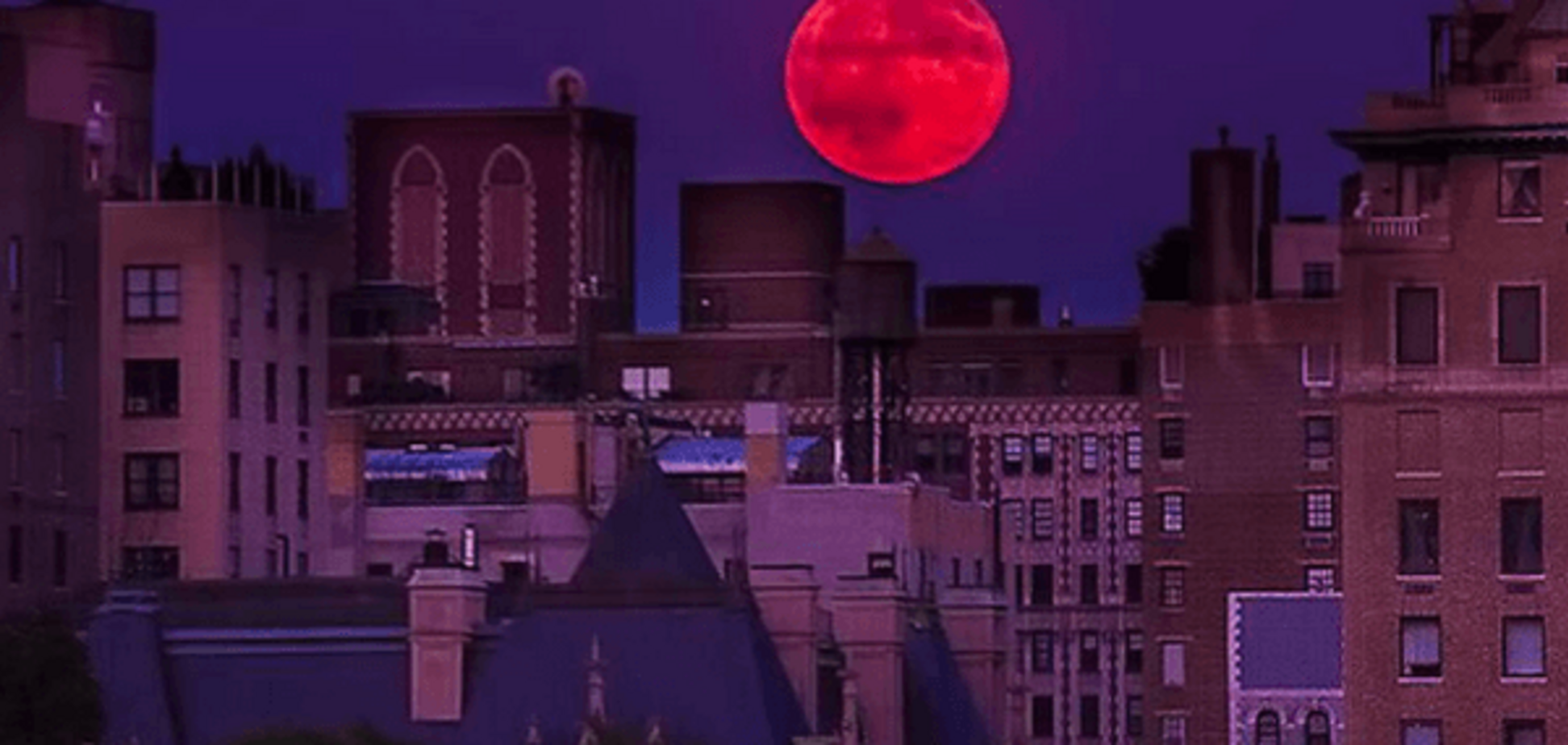 Суперлуние взорвало соцсети: удивительные фотографии со всего мира